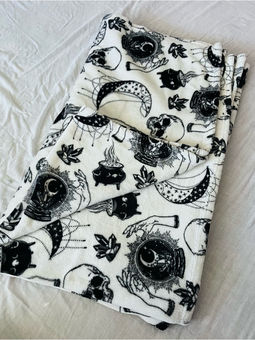 Mystical & Gothic Celestial Plush Throw Blanket